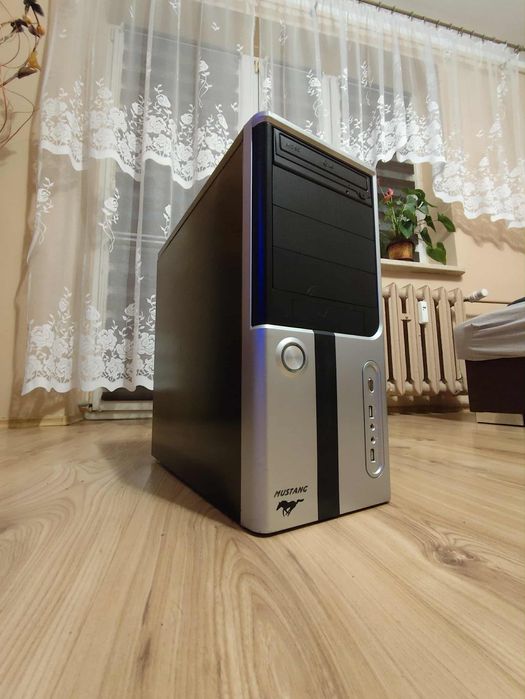 Obudowa komputera Mustang