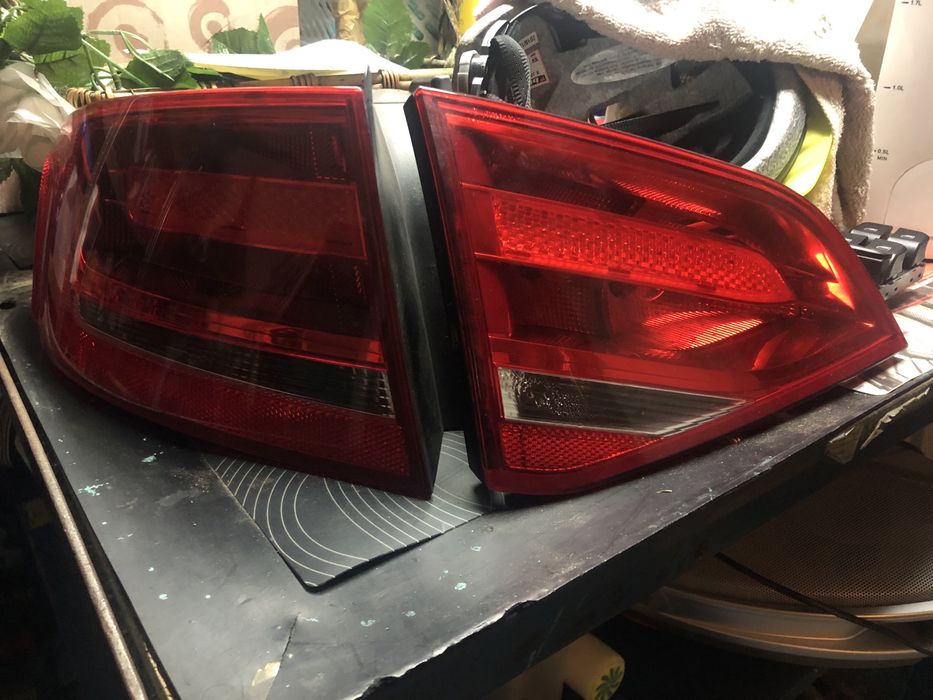 Lampy tyl audi a4 b8 przedlift