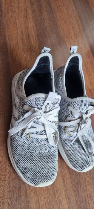 Adidas 36 1/3 białe podeszwy cloudfoam