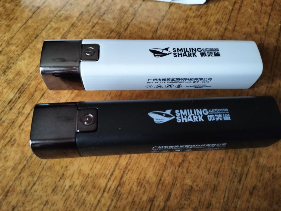 Фонарик светодиодный  ручной перезаряжаемый