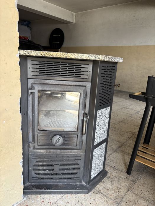 Salamandra a lenha com ventilador