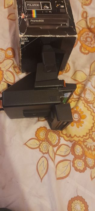 Câmera polaroid pronto 600