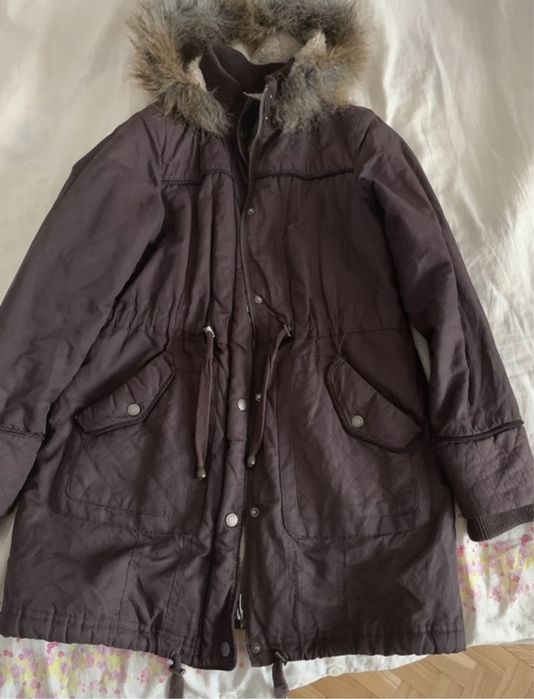 Brązowy damski płaszcz z kapturem ciepły i wygodny 38 M 40 L