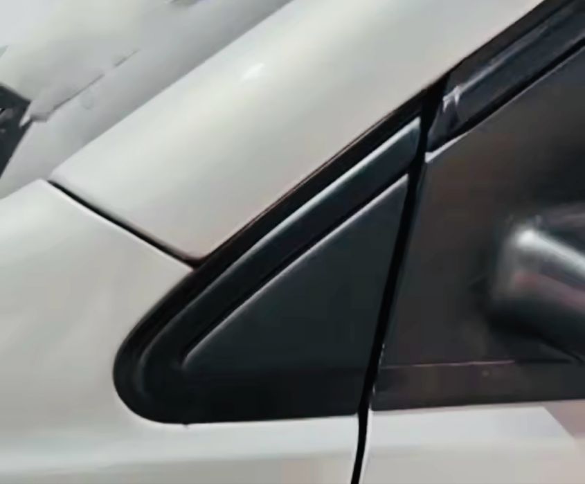 Накладка зеркала (крыла) треугольная VW Polo Vento вантажівок