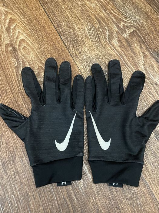 Спортивні перчатки Nike YA Base Layer / Hyperwarm (Розмір M)