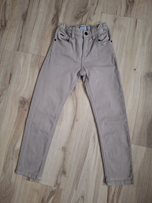 Spodnie wizytowe Mayoral -  rozmiar 116