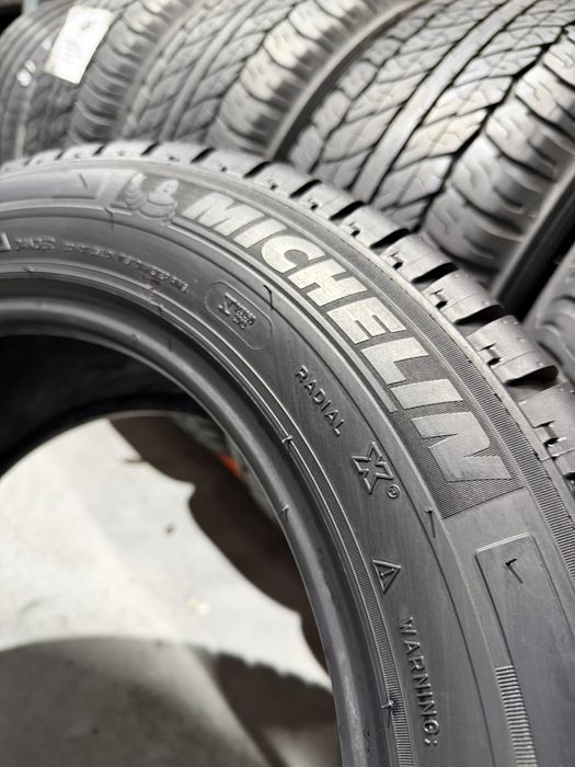 Шини Резина Літо Залишок 99% 215/60 R17c 109/107T  Michelin Agilis