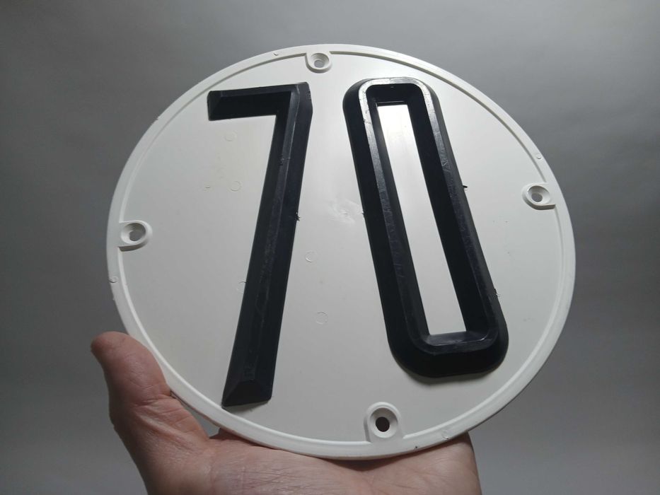 Sinal / Placa de Velocidade Auto ( 70 ) Classico - Plastico - Novo