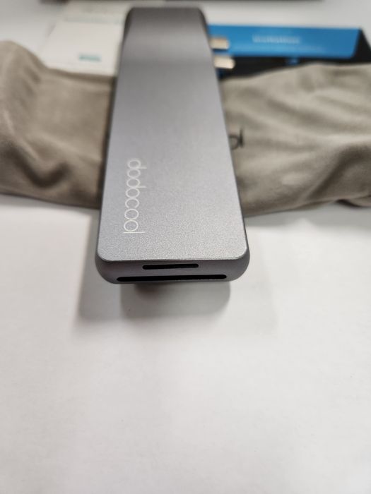 Hub multiportas 8 em 2 de liga de alumínio

Compartilhar: