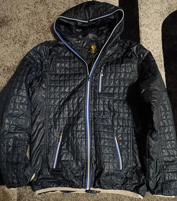 Продам куртку весна-осінь