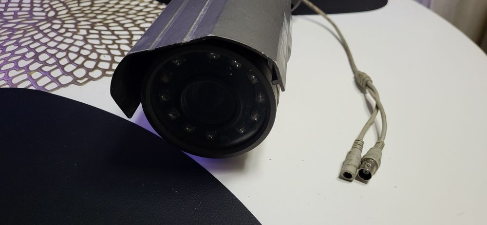 Sprzedam 4+3 kamery analogowe