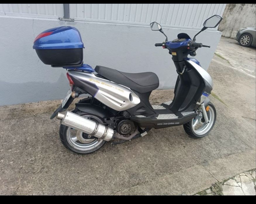 Scoter  jonway 125
