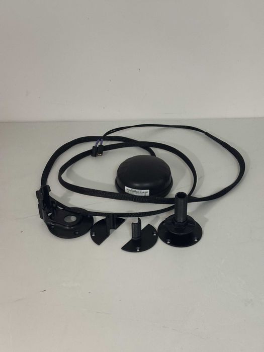 Antena Poynting PUCK-2 5G/LTE MIMO, idealna do kampera