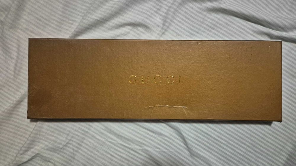 Ufkcner GUCCI в подарунковій коробці, новий, чорно-сірий.