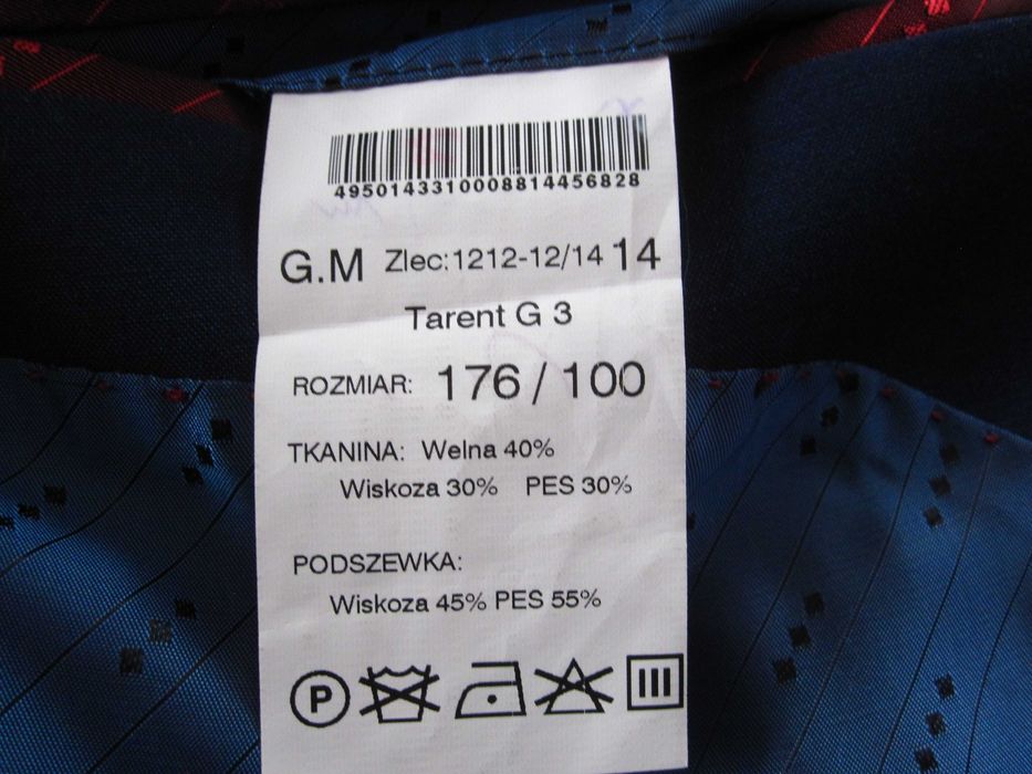 Młodzieżowy Garnitur firmy Recman granatowy