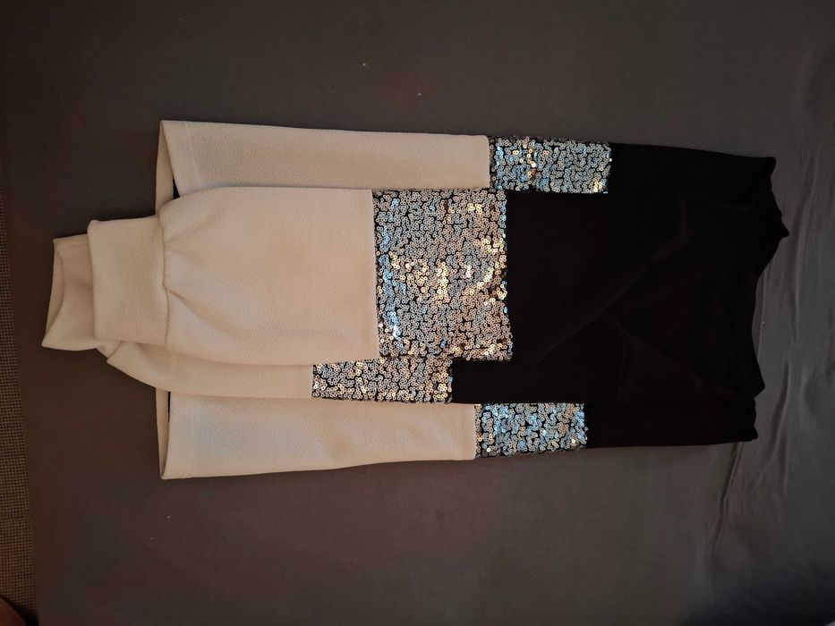 Blusa com lantejolas