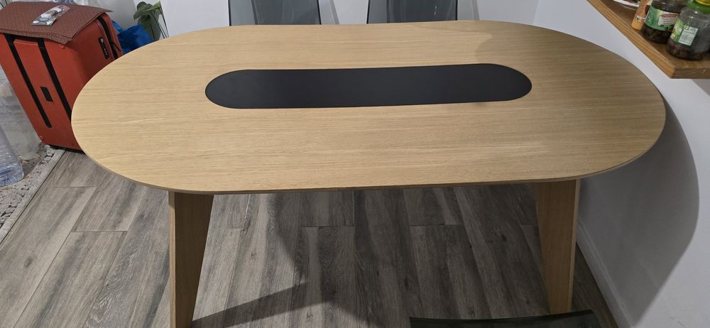 Mesa de Jantar em carvalho claro