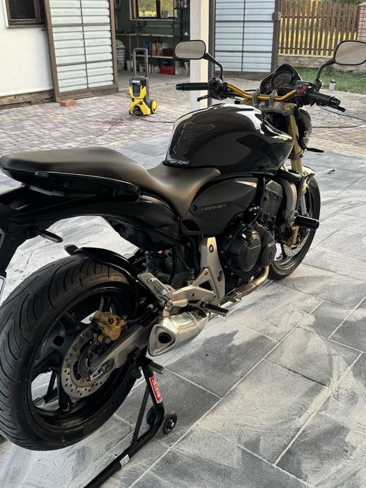 Продам honda hornet CB600F