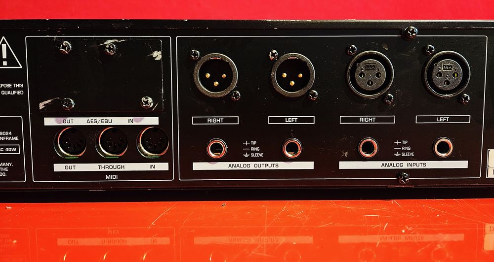 Procesor dźwięku Behringer Ultra-Dyne Pro  9024