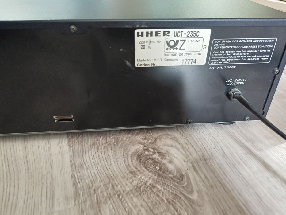 Magnetofon Uher uct-235C