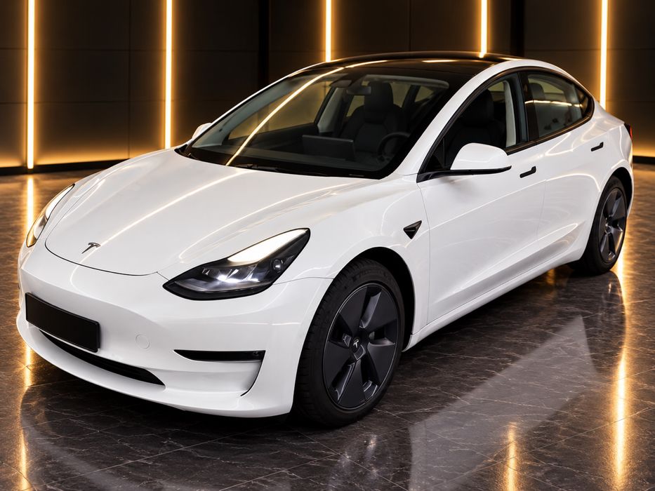 Tesla Model 3 Long Range  12/2021 Soh 90.6%