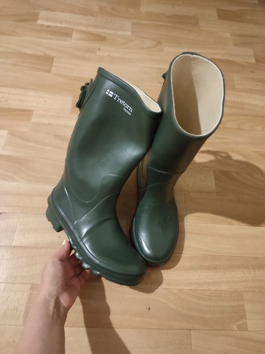 Продам резиновые сапоги Tretorn  женская р 37