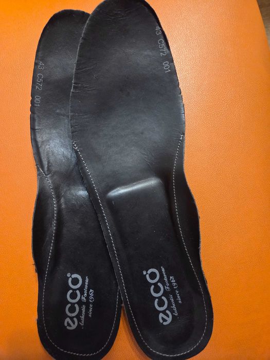 кроссівки ecco 43 орігінал