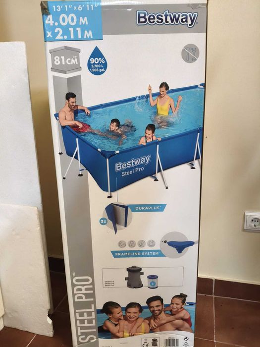Kit Piscina Bestway Steel Pro 4x2,11m + Bomba + Escada + Base