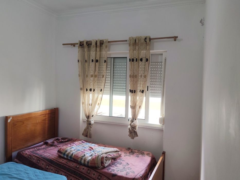 Quarto Disponível Cova da Piedade