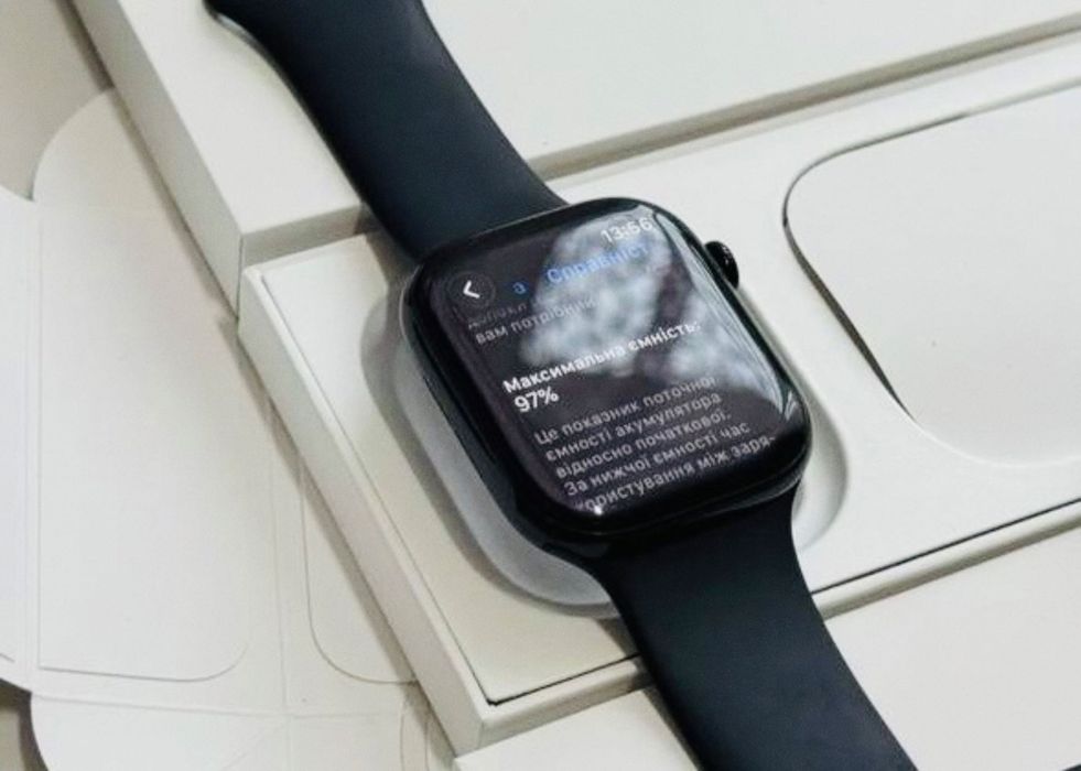 Смарт-годинник Apple Watch 10 jet black 97% батарея. Ідеальний стан