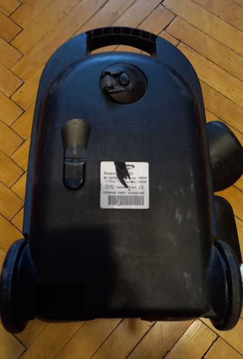 Пылесос "Samsung " VC-6015 V1500w б/у на запчасти