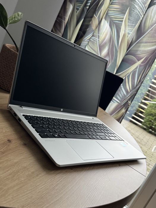 Laptop HP ProBook 450 G8 jak nowy