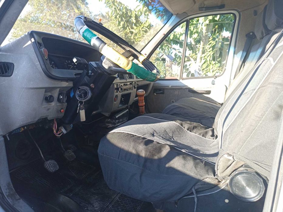 Продам бортову Газель Газ 33021