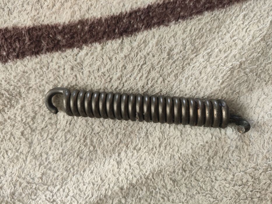 Пружина для петли духовки Ariston