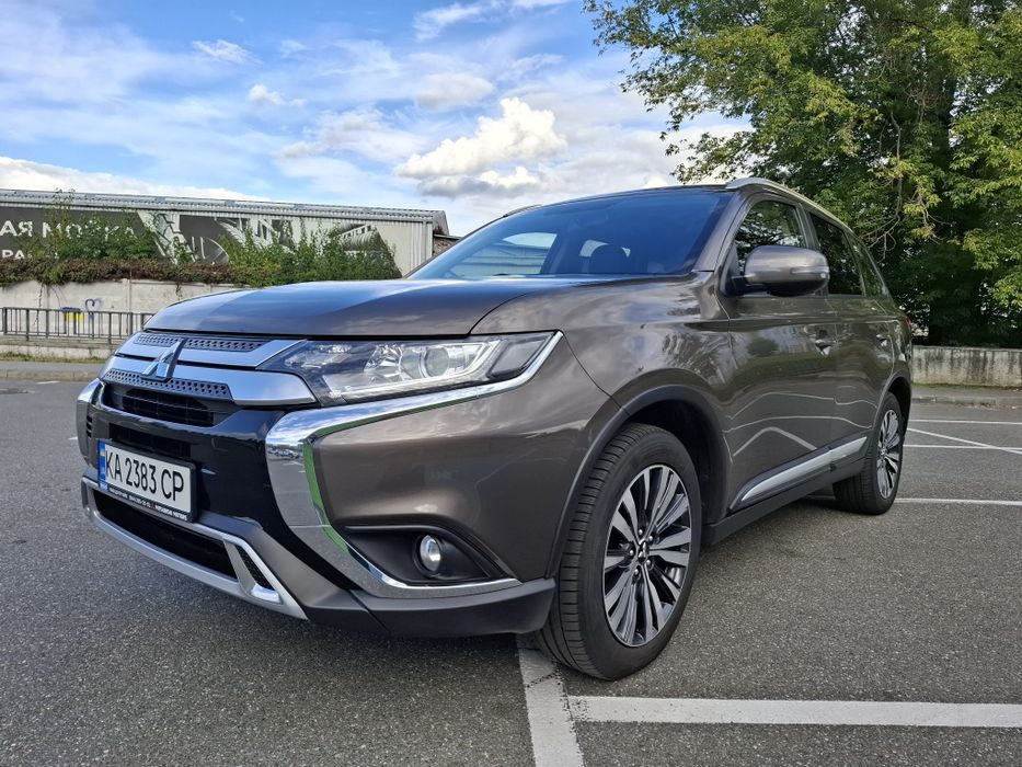Mitsubishi  Outlander  III, 2020 р.в.