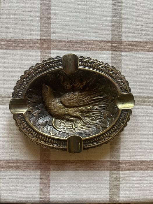 Попільничка латунь