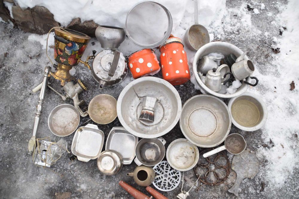 Алюмінієві ємності форми чугунки макітра кастрюля столові миска бідон