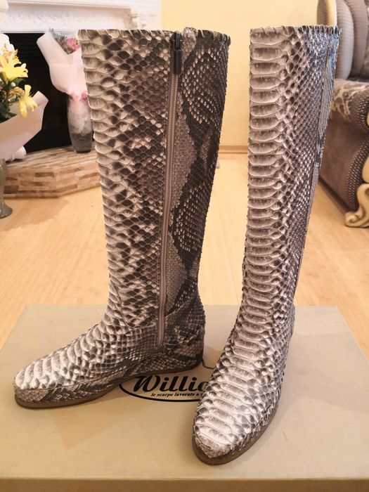 Распродажа - 78%. Последние 2 пары. Крутые сапоги из кожи питона. Итал