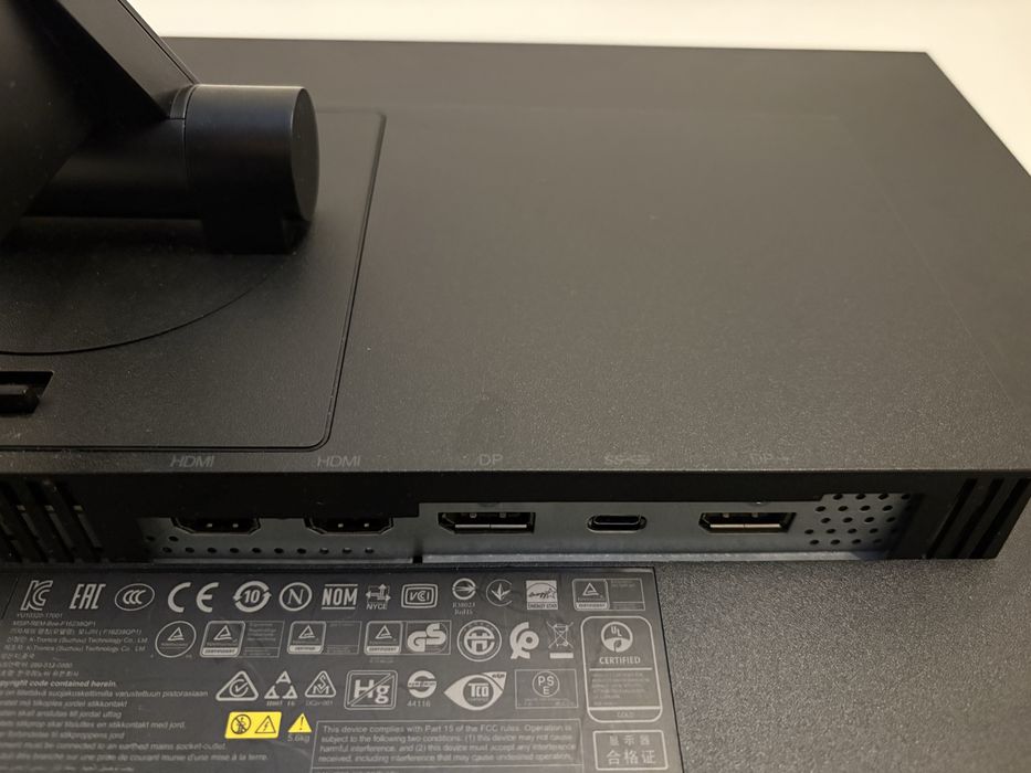 Monitor Lenovo 24” ThinkVision