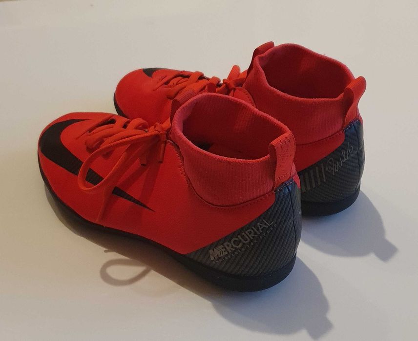 Buty NIKE eur 37,5
