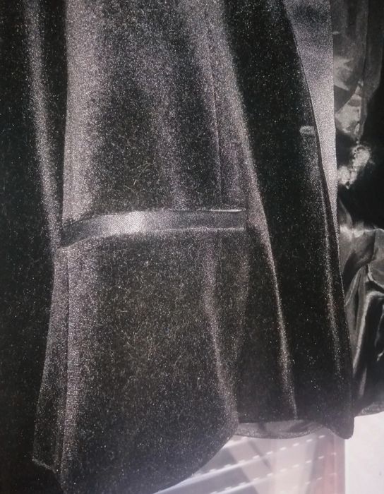 Blazer Preto em Veludo - Mango