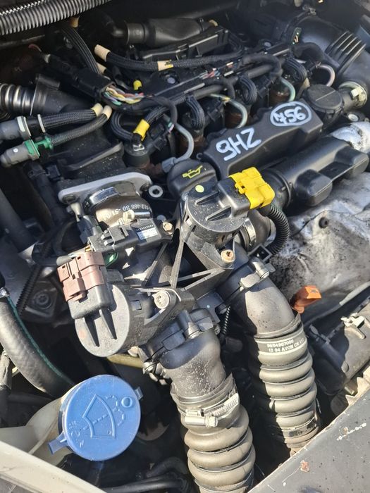 Citroen Peugeot Volvo Ford 1,6 HDI Silnik Kompletny 9HZ