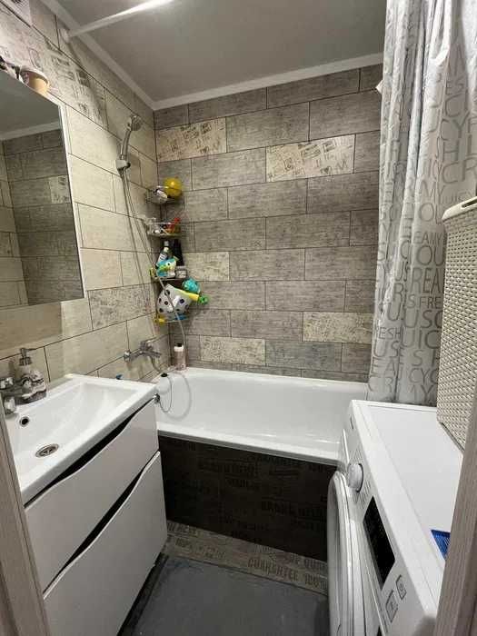 Продам квартиру Бульвар Слави