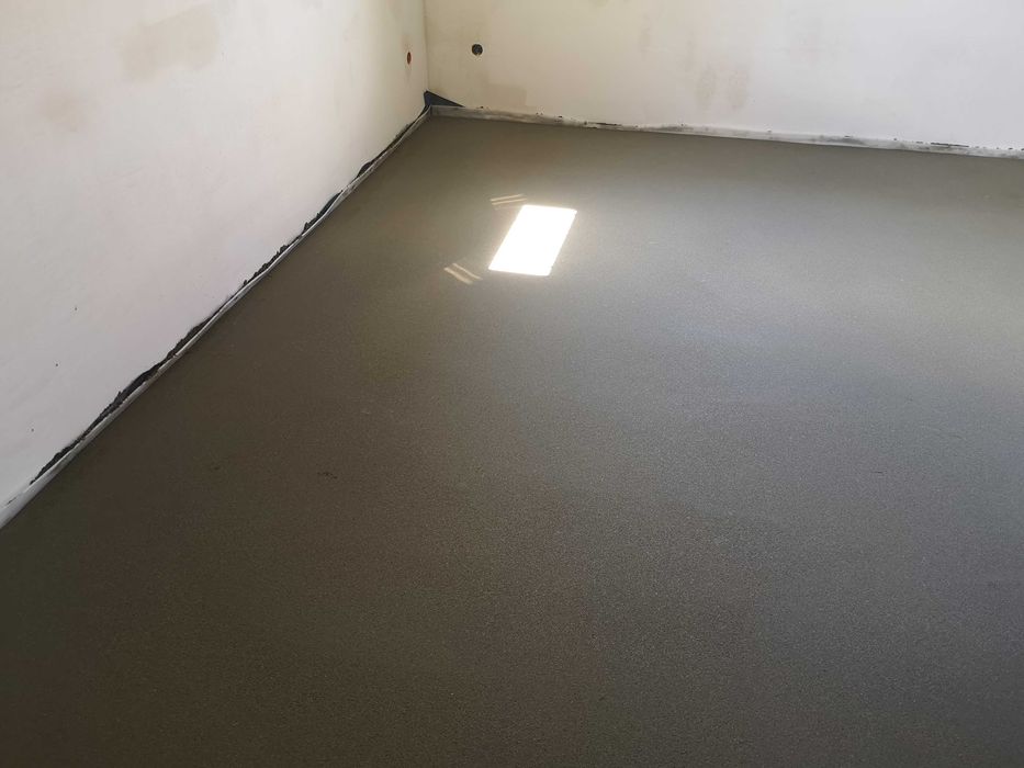 Wylewki maszynowe, posadzki, docieplenia stropów, Styrobeton