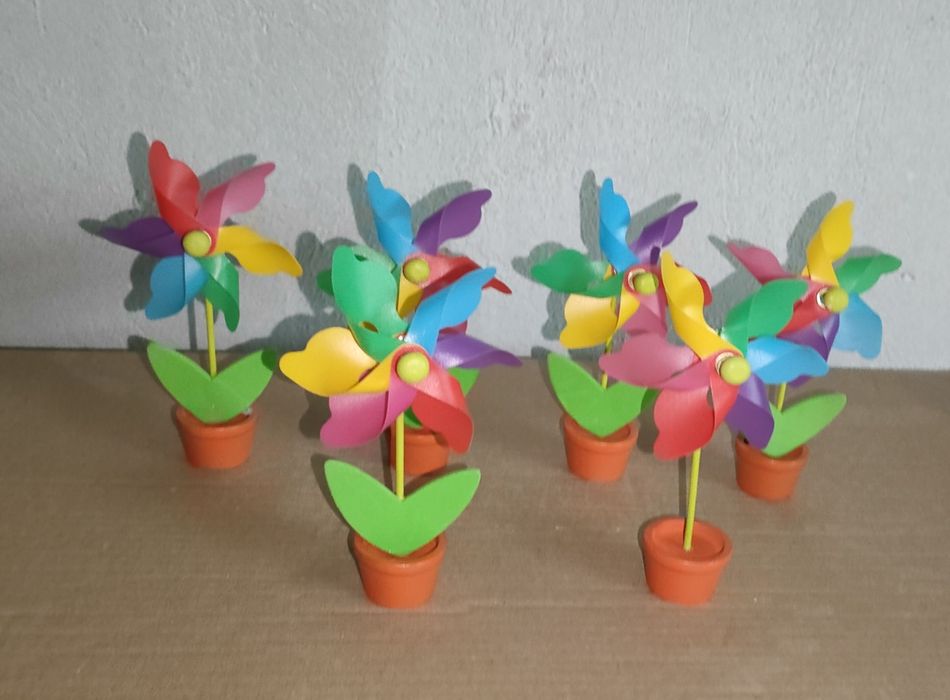 Kwiatki wiatraczki ozdobne