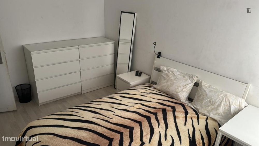 Quarto - localizado em Lisbon