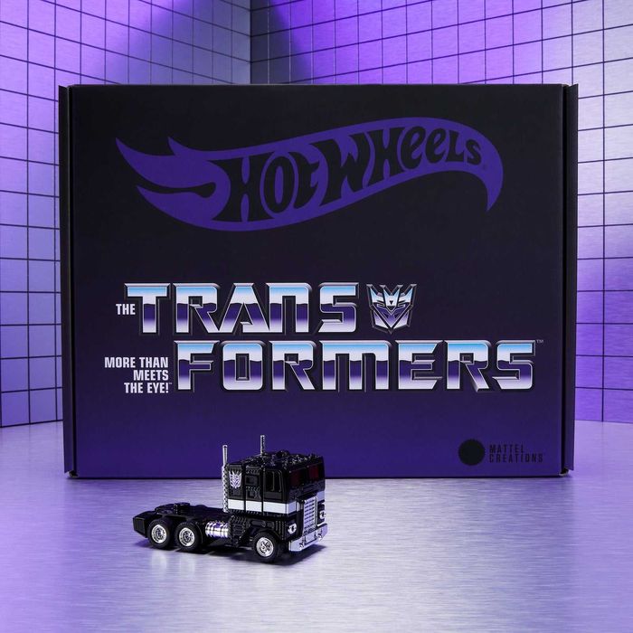Hot Wheels Transformers Nemesis Prime - Хот Вілс Трансформери Немезіс
