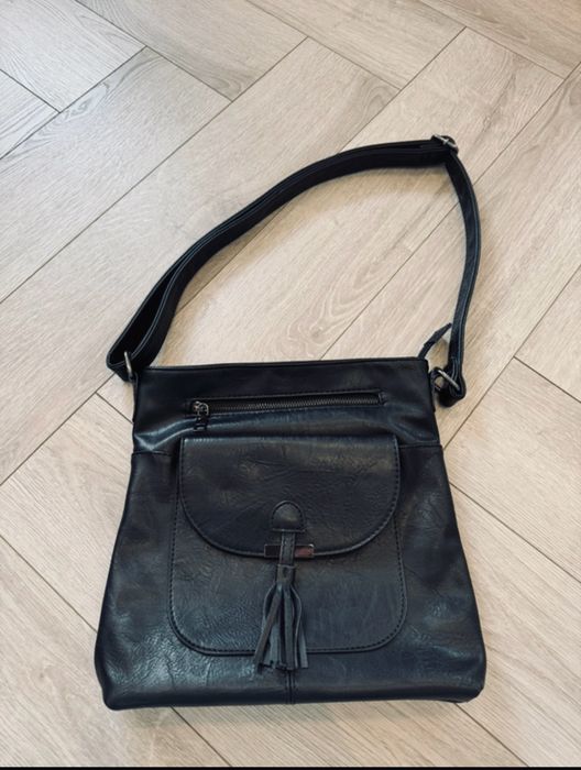 Torebka listonoszka elegancka skórzana skóra Butik