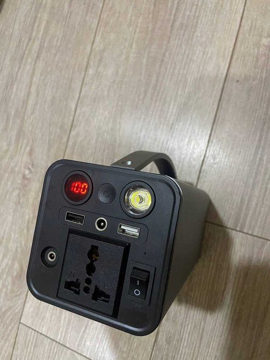 Портативна зарядна станція PowerBank 45000 mah 220 v