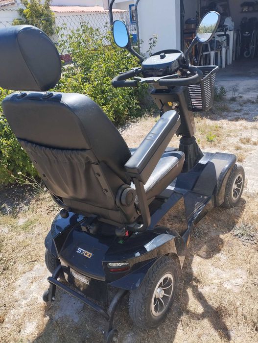 Scooter de mobilidade reduzida Sterling S700